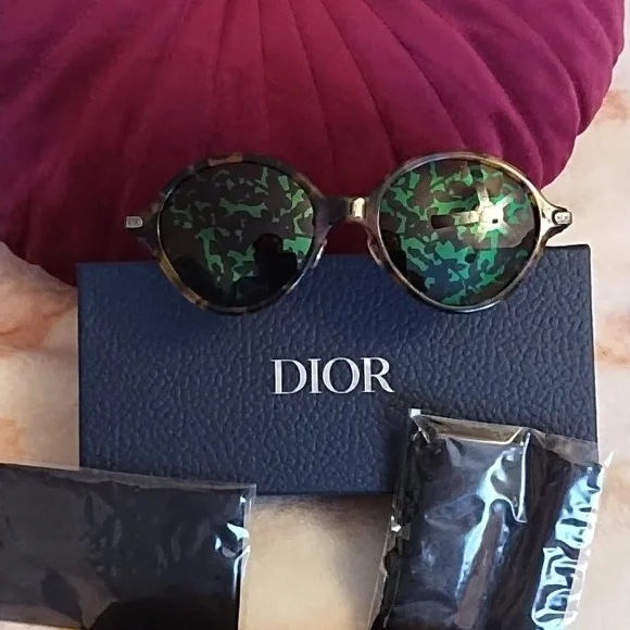 Christian Dior Camouflage 52MM Sunglasses 🕶️ - Picture 2 of 8